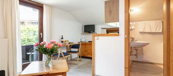 Cosy holiday apartment, only 450m to the ski lift