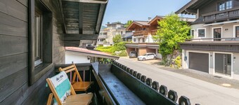 Cosy holiday apartment, only 450m to the ski lift