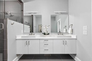 Badekar, hårtørrer