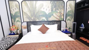 4 bedrooms, WiFi, bed sheets