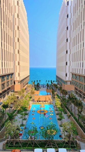 An infinity pool
