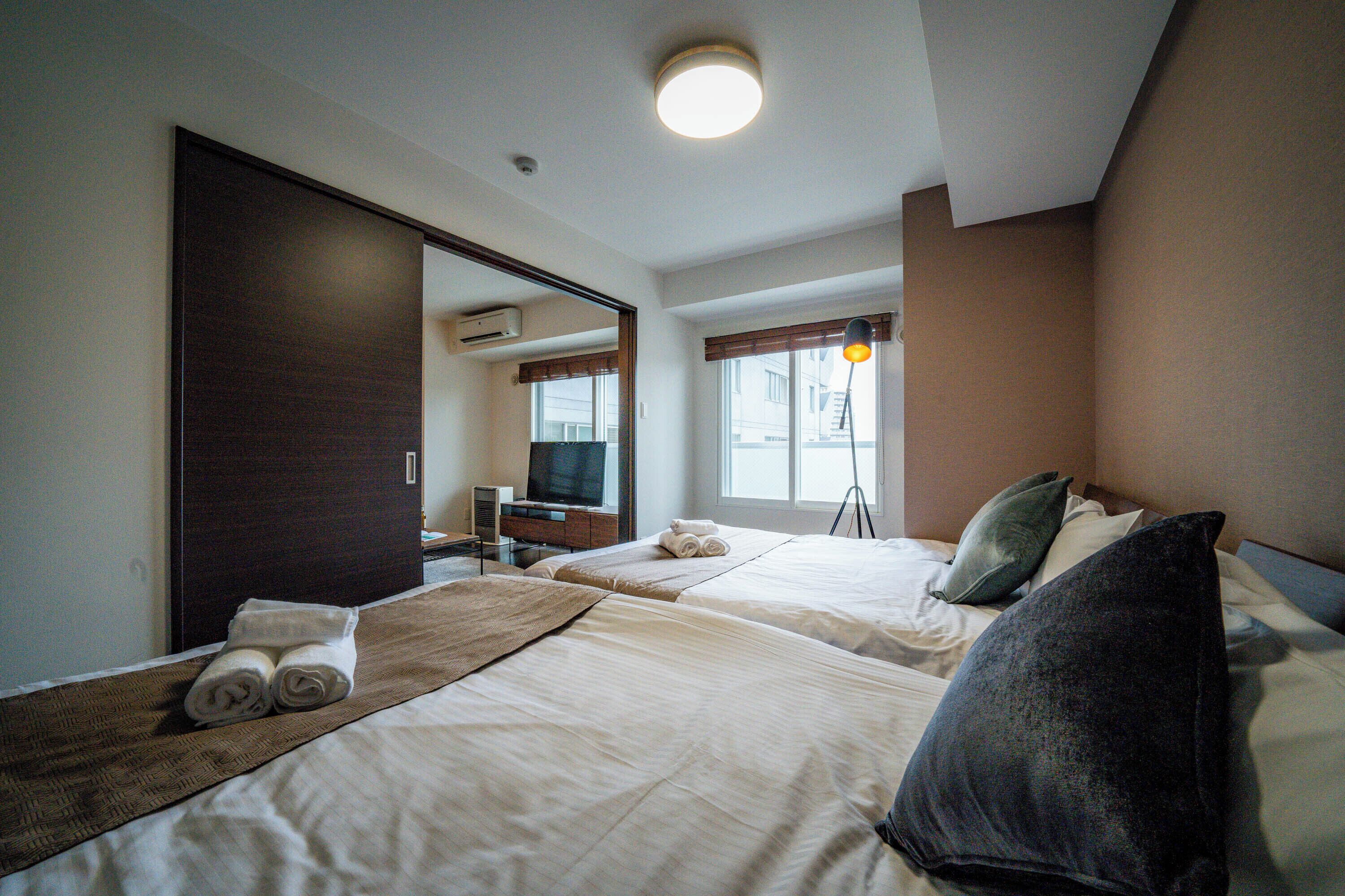 Design Apartment | 2 bedrooms, desk, iron/ironing board, free WiFi