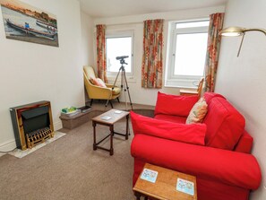 Cottage | Living area