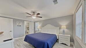 6 soverom, strykejern/-brett, wi-fi og sengetøy