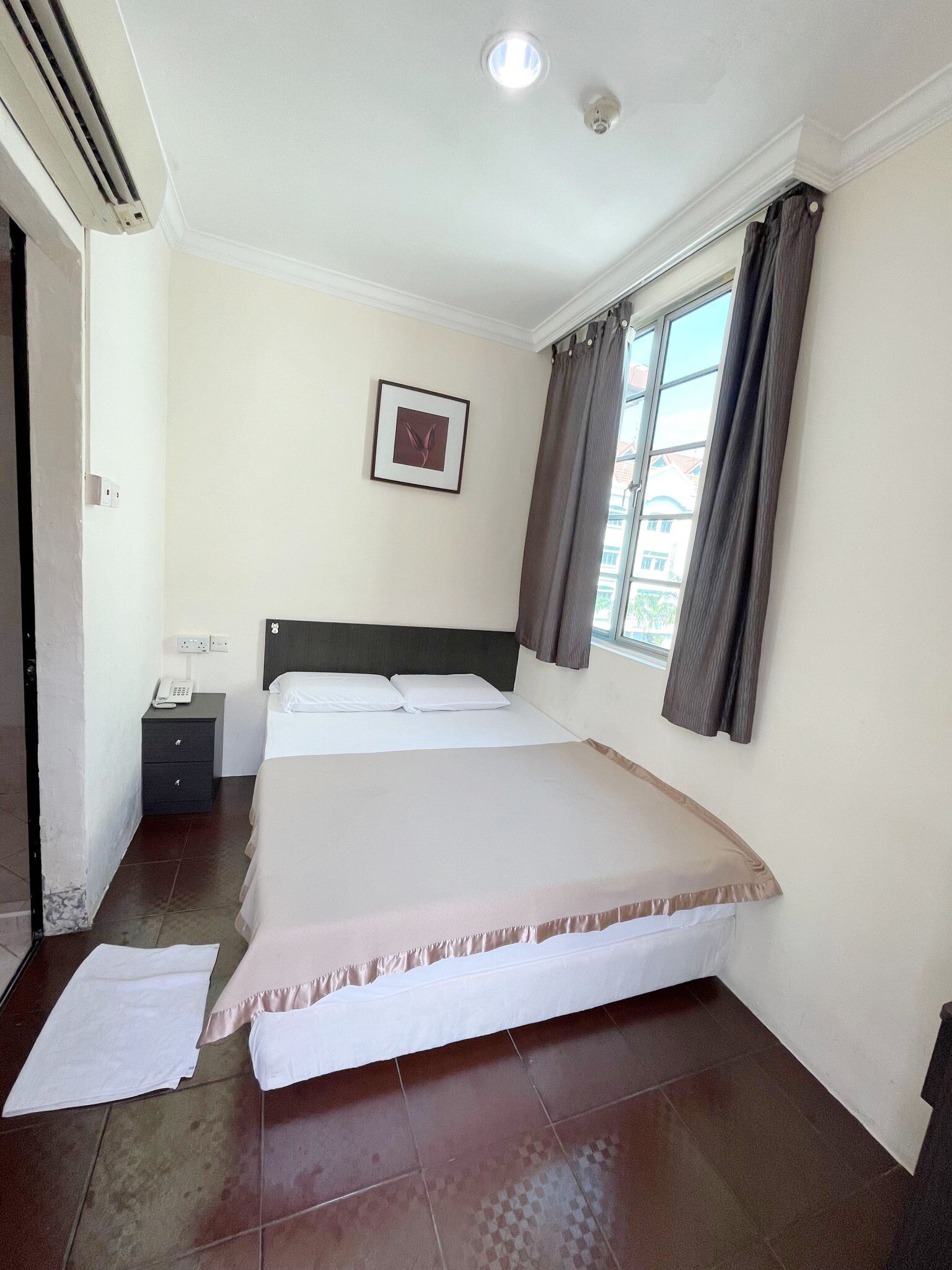 Photo - Amrise Hotel
