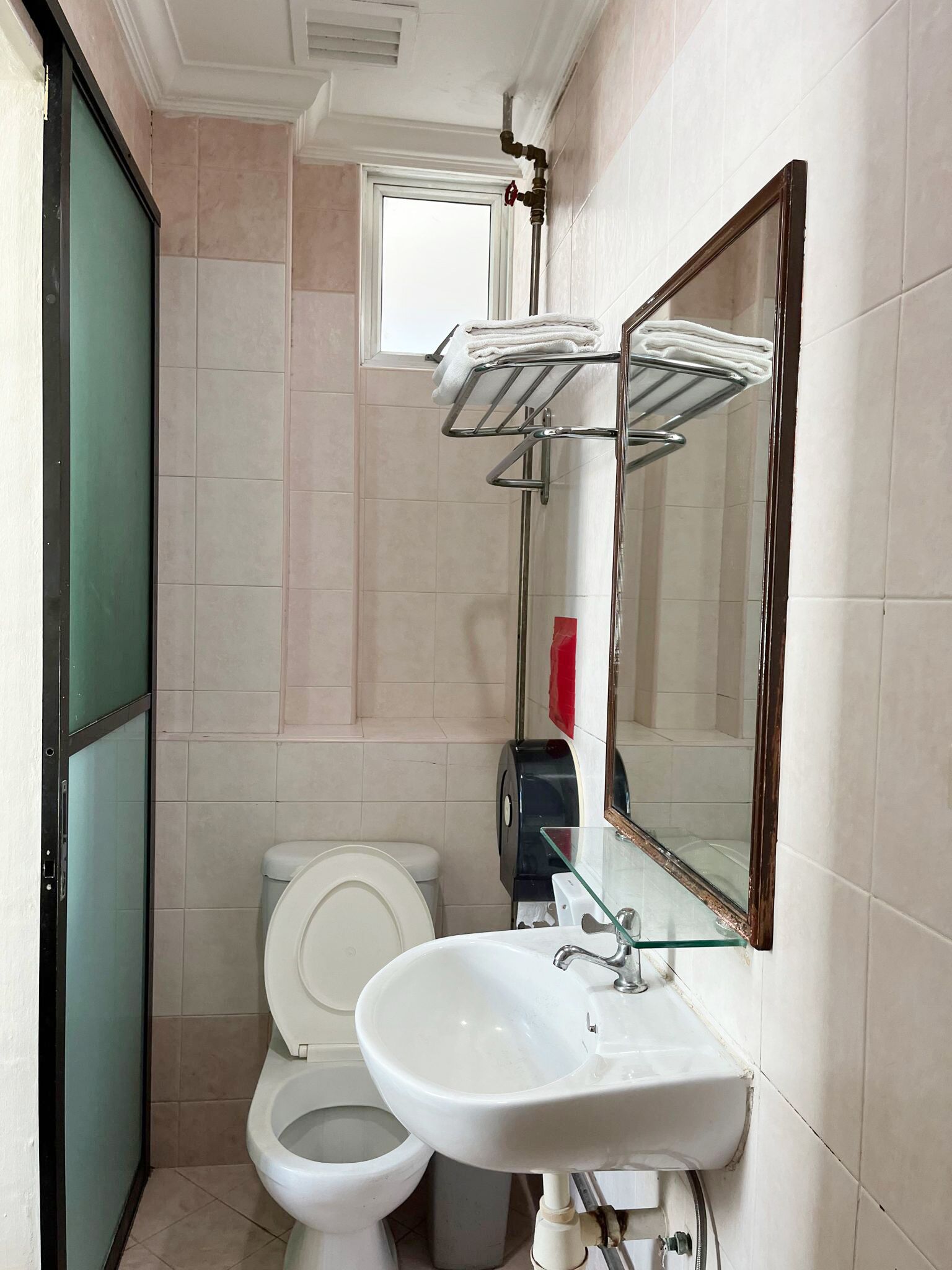 Photo - Amrise Hotel