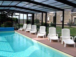 Piscine couverte, piscine extérieure