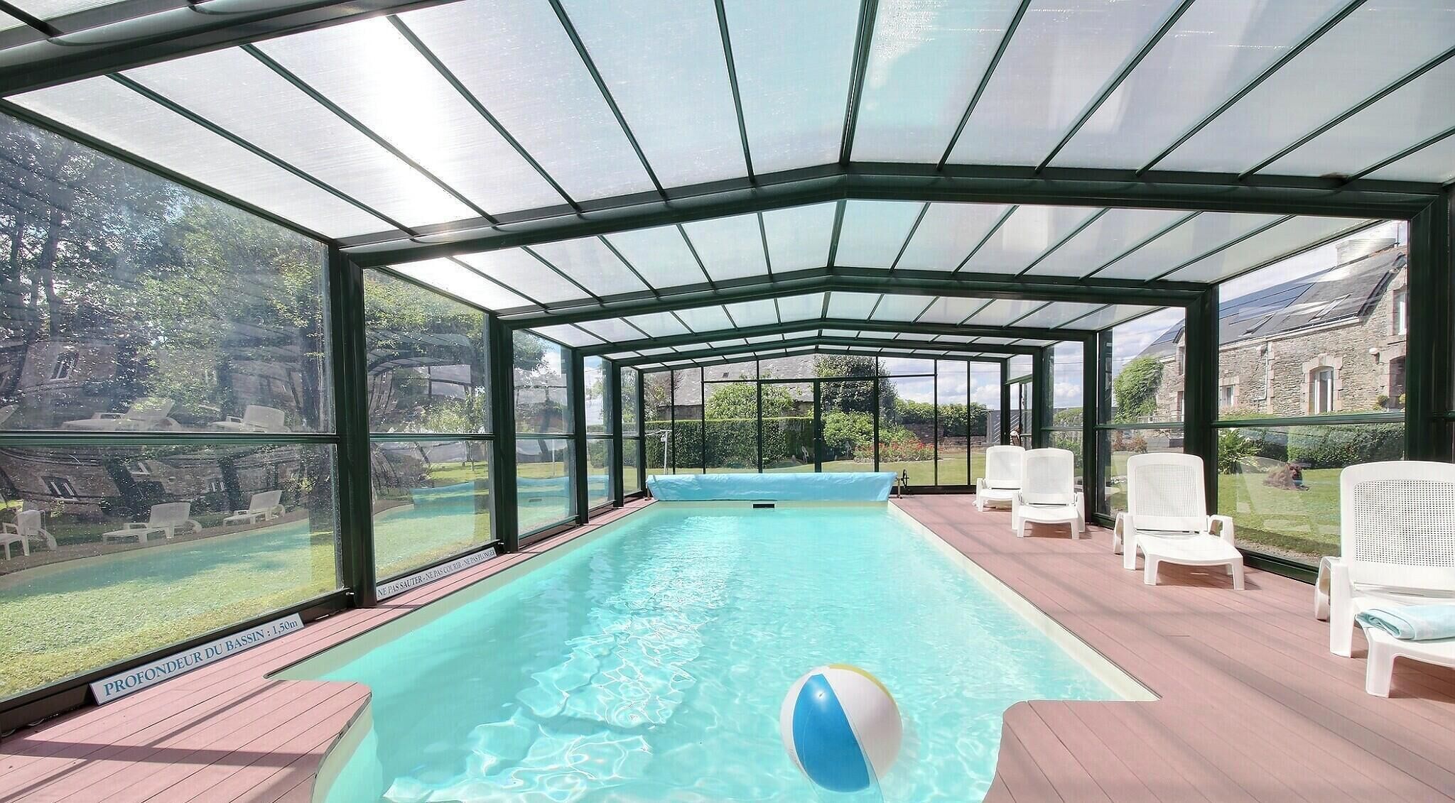 Innenpool, Außenpool