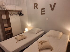 3 bedrooms, iron/ironing board, travel cot, free WiFi