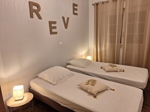 3 camere, ferro/asse da stiro, culla da viaggio, Wi-Fi gratuito