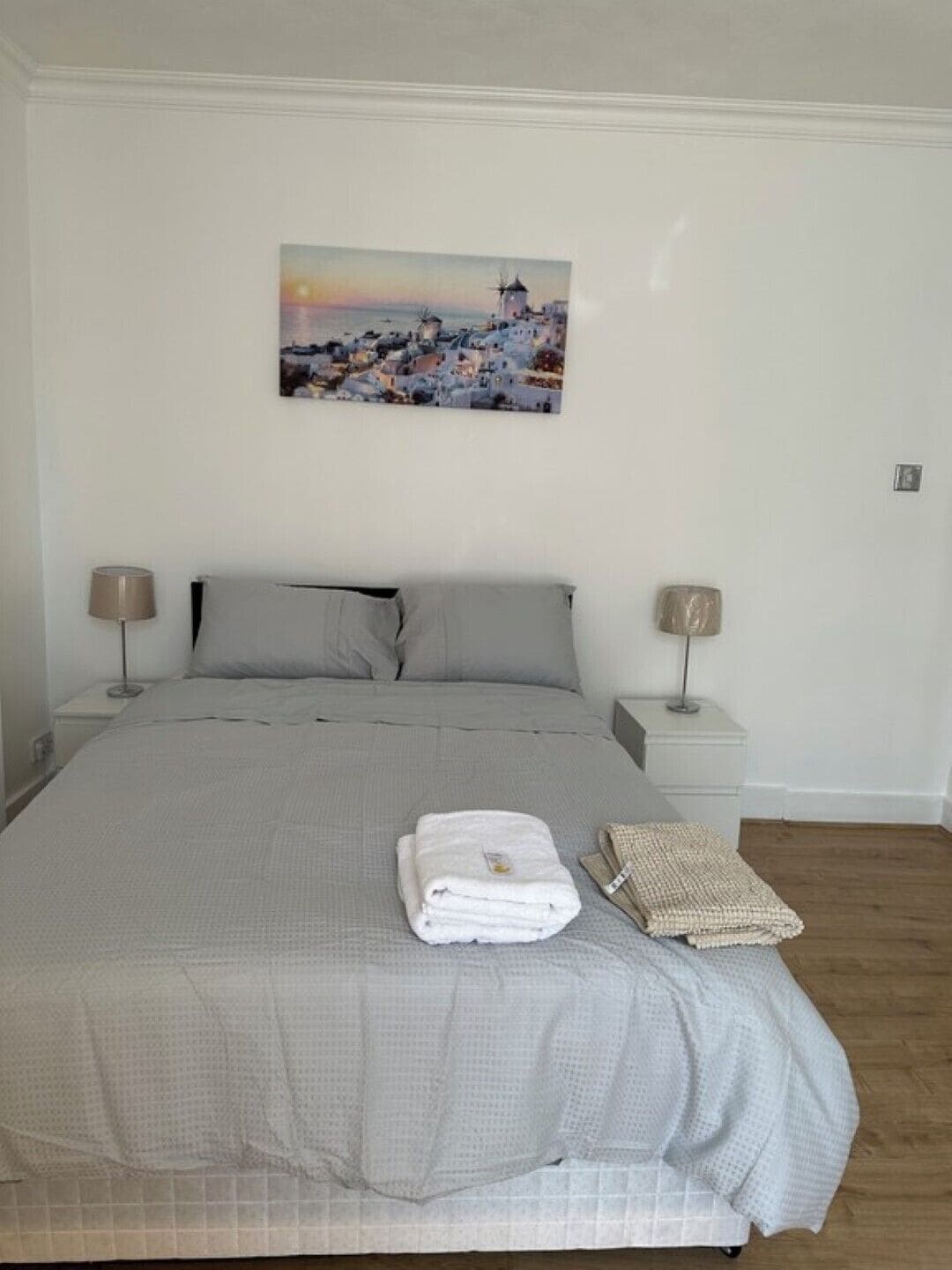 4 chambres, fer et planche à repasser, Wi-Fi gratuit, draps fournis