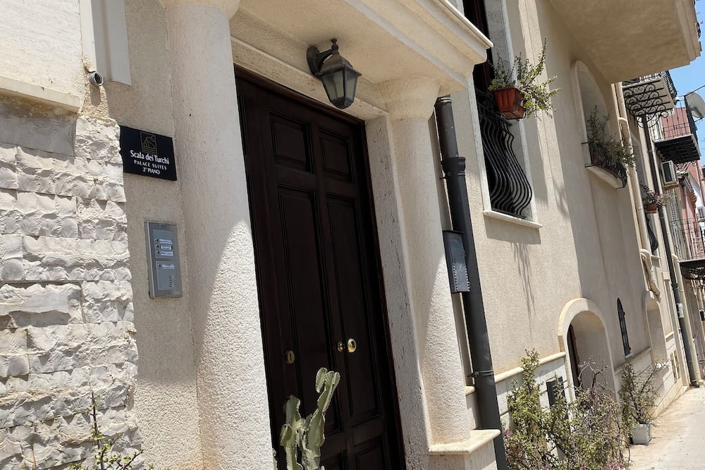 Scala dei Turchi Palace Suites