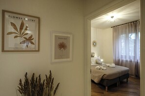 Family Apartment, 1 Bedroom, Private Bathroom