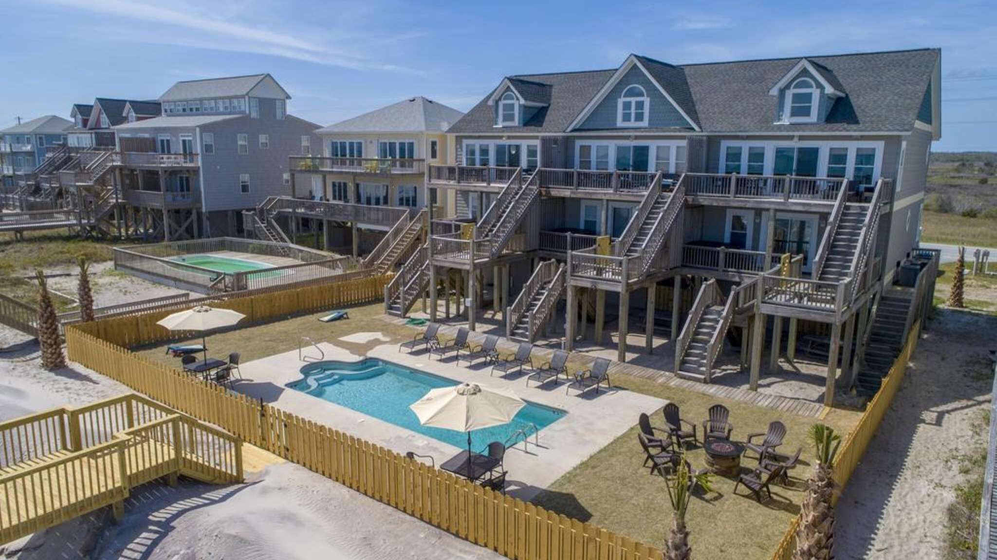 Moonshine | 4 Bed, 3.5 Bath