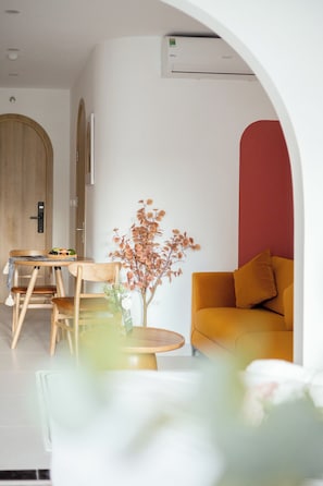 TV, printers - Crescendo Boutique Studio  (Hanoi)