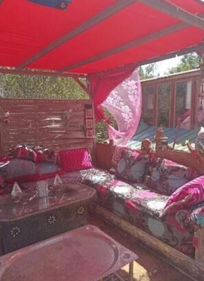 Property grounds - Yourte 20 Cuisine Douche Extérieur Ferme et Toilette Séche Commun (Ponteilla)