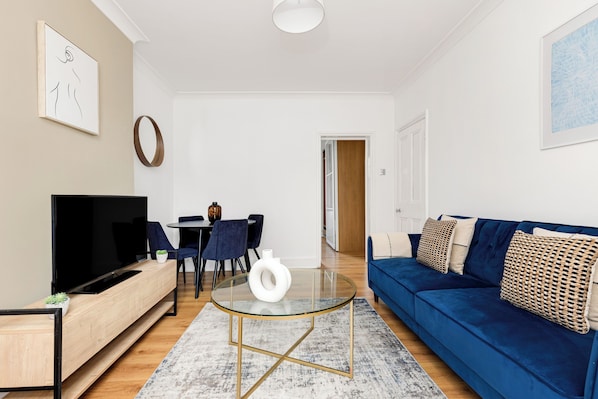 Apartment | Living area