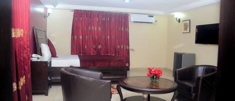 Executive Duplex | Free WiFi
