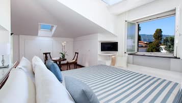 5 Schlafzimmer, Zimmersafe, Bügeleisen/Bügelbrett, Reisekinderbett