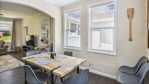 Rumah, 3 kamar tidur | Tempat makan