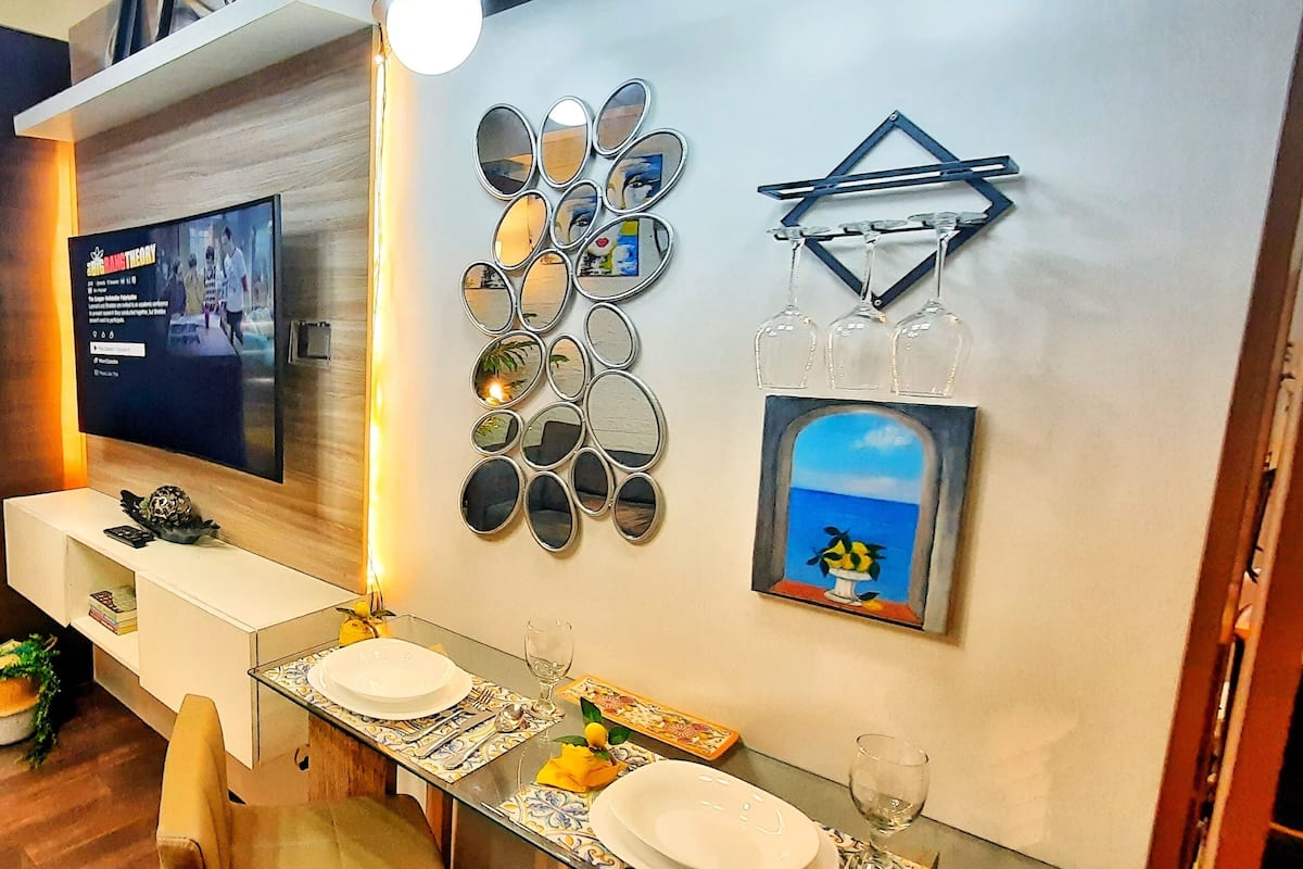 1 habitación, escritorio, tabla de planchar con plancha y wifi gratis