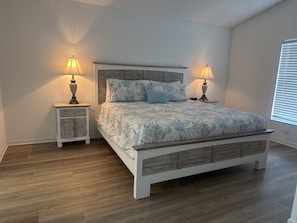 Casa | 4 quartos, ferros/tábuas de passar roupa, Wi-Fi de cortesia