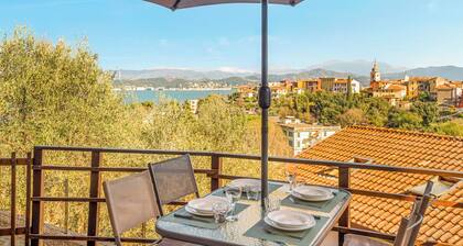 Vacation House With Sea View in the Cinque Terre 200 m from the sea. Alba Marina