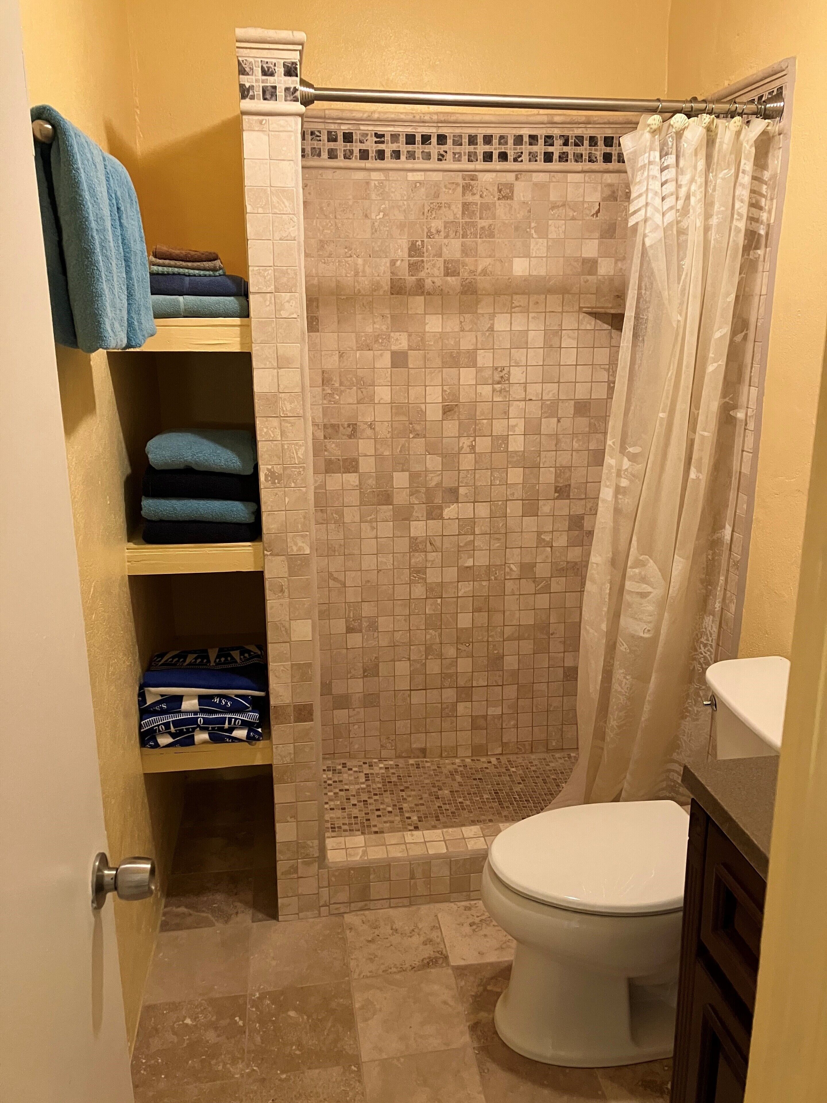Panoramic Apartment, 2 Bedrooms, Sea View, Beachside | Bathroom | Shower, towels