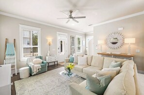 Living area - "Welcome to Sea La Vie" close to beach and shops/restaurants at Rosemary (Rosemary Beach)