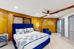 3 bedrooms, iron/ironing board, Internet, bed sheets
