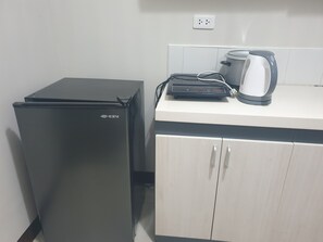 Interior - Studio unit at SAEKYUNG 956 LOOC Condominium!  (Lapu-Lapu)