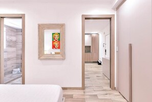 アイロン / アイロン台、旅行用ベビーベッド、WiFi、ベッドシーツ