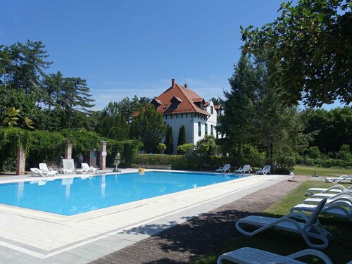 Appartement de vacances avec piscine et climatisation sur l'eau