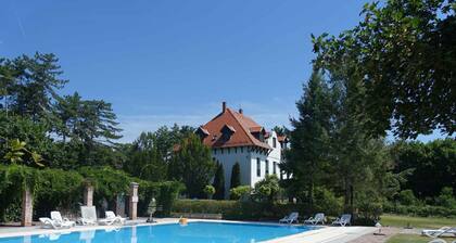 Appartement de vacances avec piscine et climatisation sur l'eau