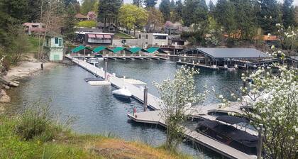 Charming garden retreat near lakes & golf - walk to Sanders Beach