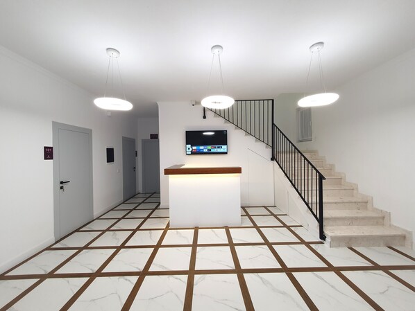 Smart TV, Netflix, streaming services