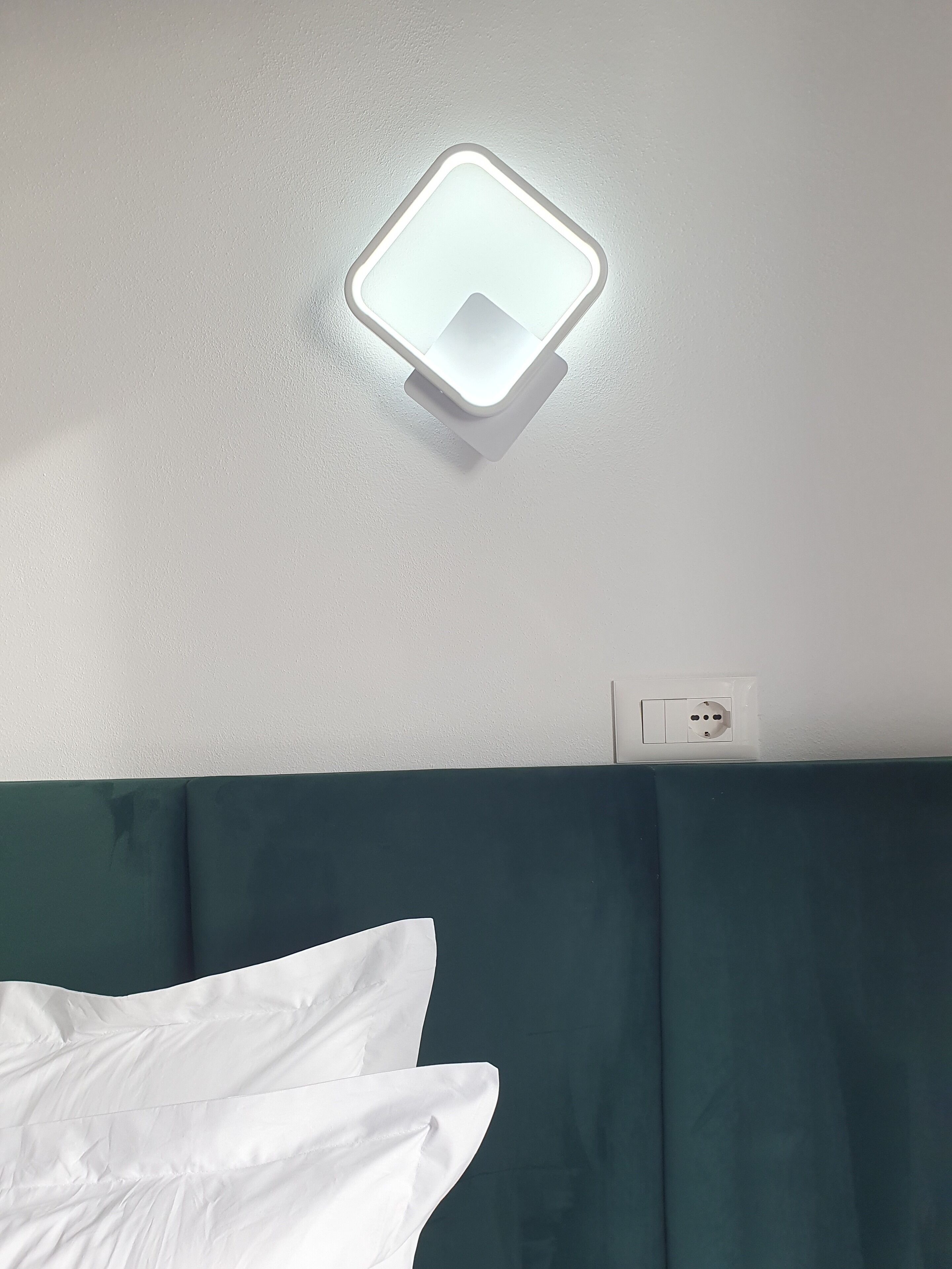 standard room | 1 bedroom, hypo-allergenic bedding, pillow-top beds, in-room safe