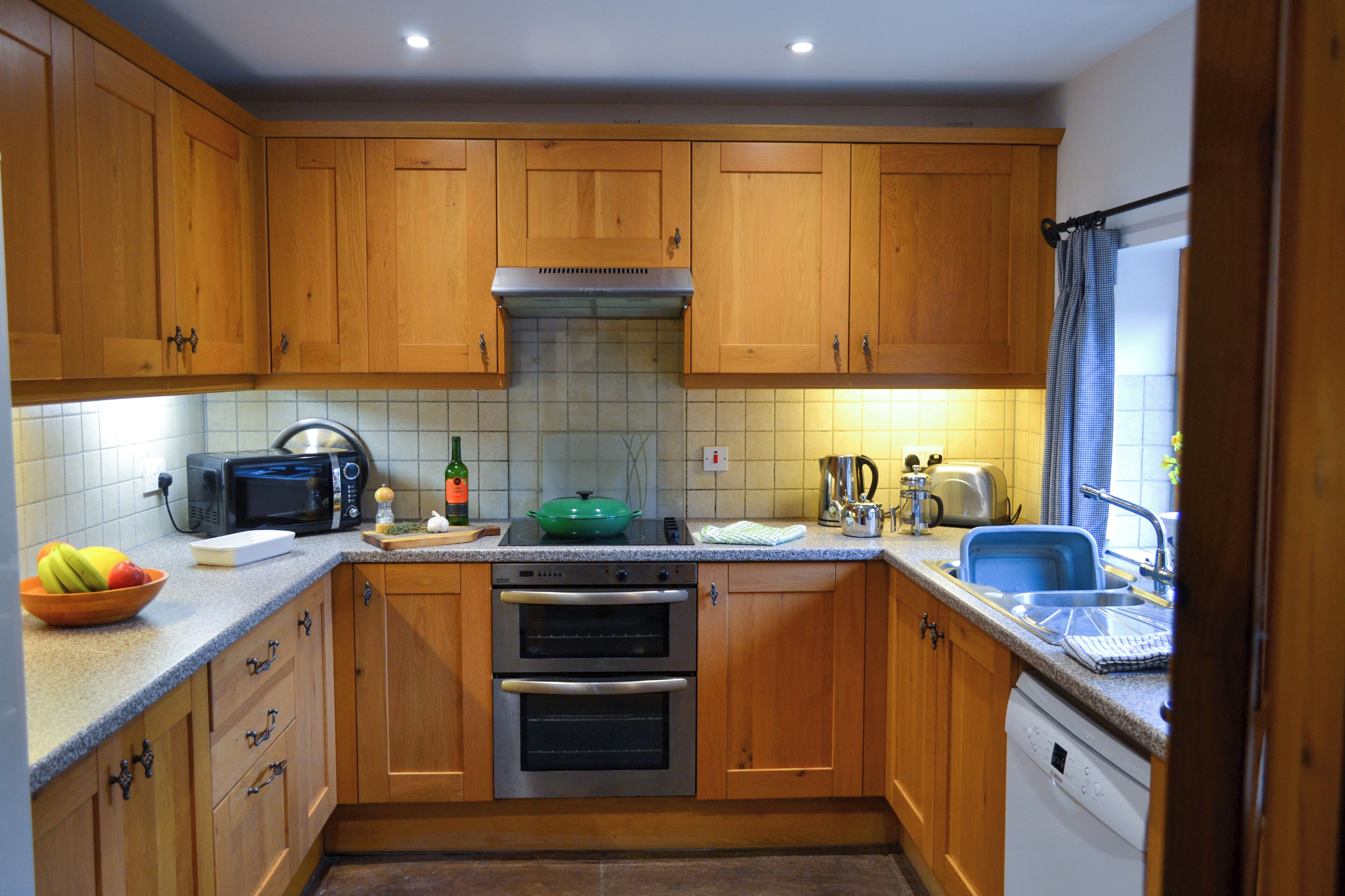 LUXURY HOLIDAY COTTAGE- 5 MIN FROM ABERGAVENNY  THE GATEWAY TO WALES