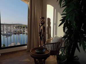 Interior - Vue Imprenable sur la Marina (Cogolin)