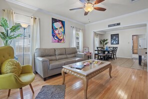 Smart TV, foosball, books - Elvis House w/Hot Tub & Fire Pit! Close to Beach! (Gulfport)