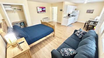 1 Schlafzimmer, Bügeleisen/Bügelbrett, WLAN, Bettwäsche