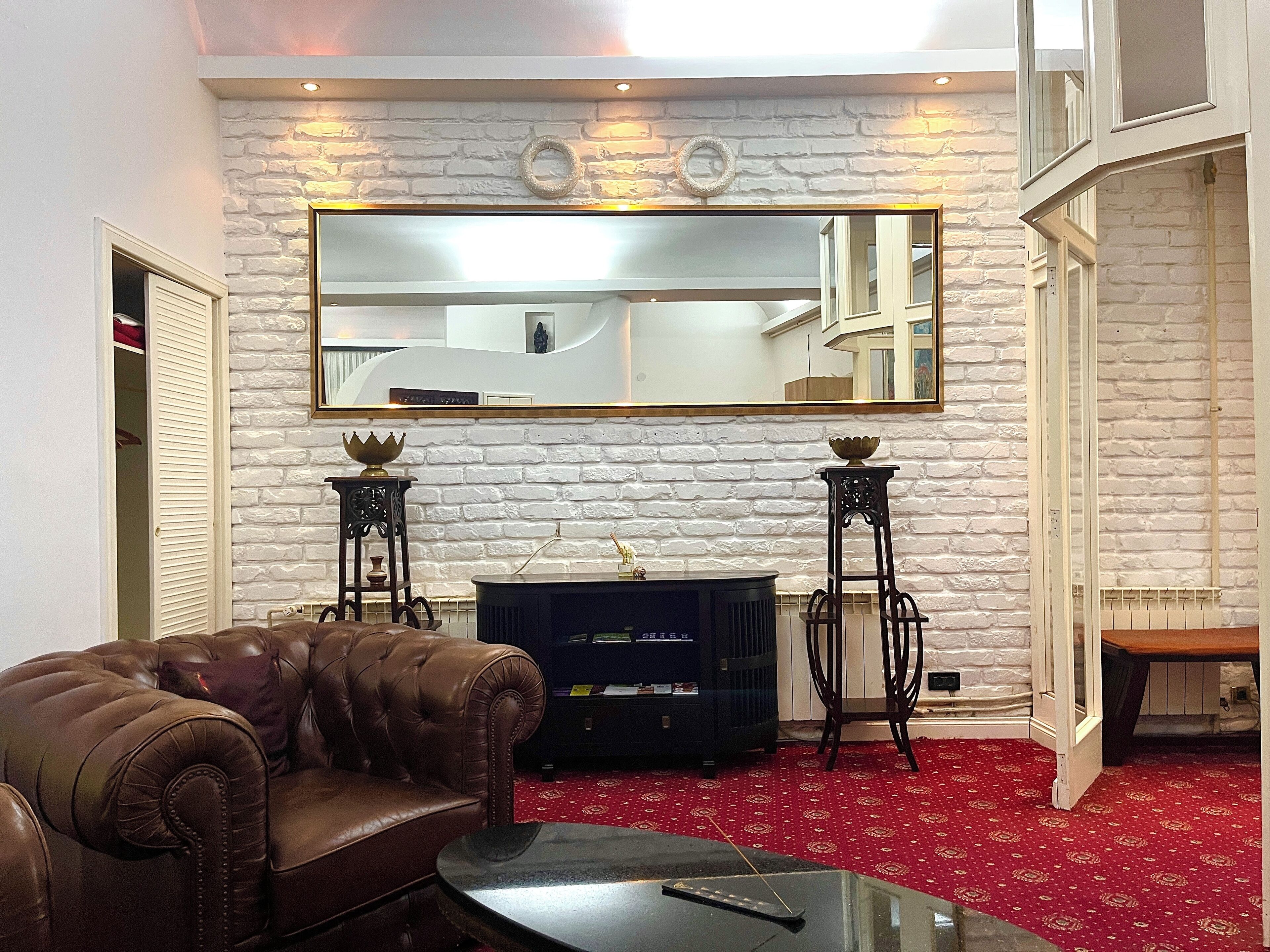 المنشأة من الداخل