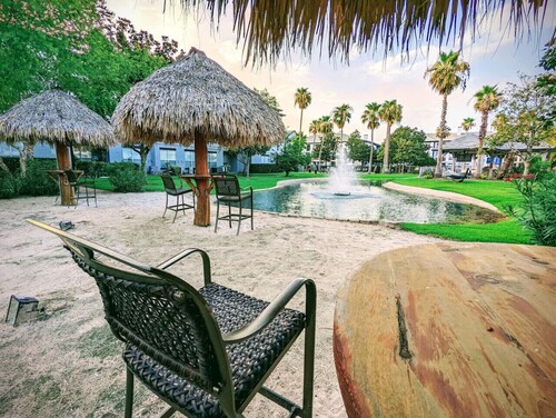 The Green Room 2.0 - 1BD/1BA near NASA JSC