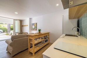 Interior - 1 bed apartment in Los Lagos near Javea, Jesus Pobre & Denia with a/c & Wi-Fi (VC)