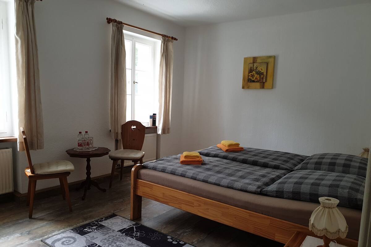 Habitación doble | 1 habitación, insonorización, wifi gratis y ropa de cama