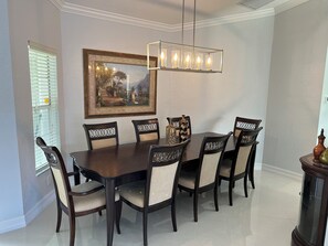 تناول الطعام