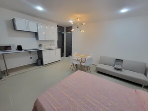 Interior - Beautiful studio in a safety and nice neighborhood, perfect for a relaxing stay. (Palomar)