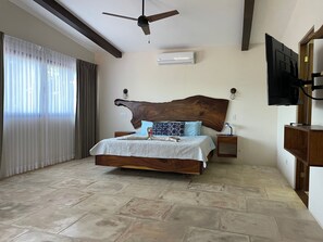 4 bedrooms, WiFi, bed sheets