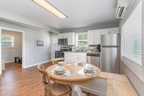 Fridge, microwave, oven, stovetop - Cottages @ Pearl Beach -Walk To Beach-Suite B (Atlantic Beach)