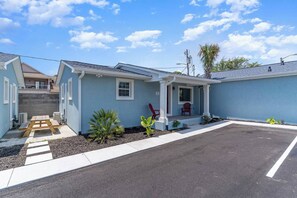 Exterior - Cottages @ Pearl Beach -Walk To Beach-Suite B (Atlantic Beach)